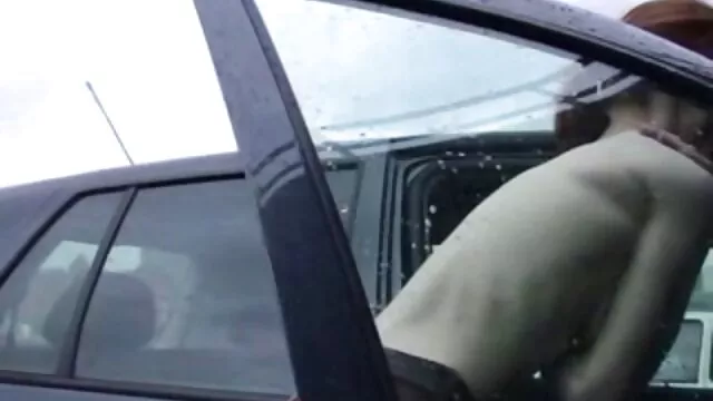 チャームの女の子pikaperは彼女の家を取る。 彼女は最初の女の子なので、彼女は人々が望むすべてを行う必要があります。 セックス 無料 動画 女性 用