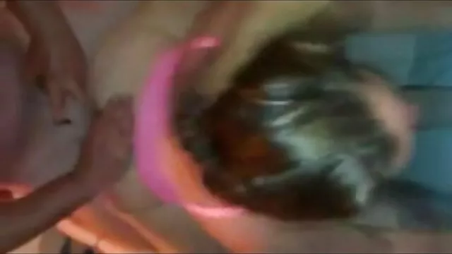 私は大きな刃の上に女の子を置く 女の子 用 アダルト ビデオ