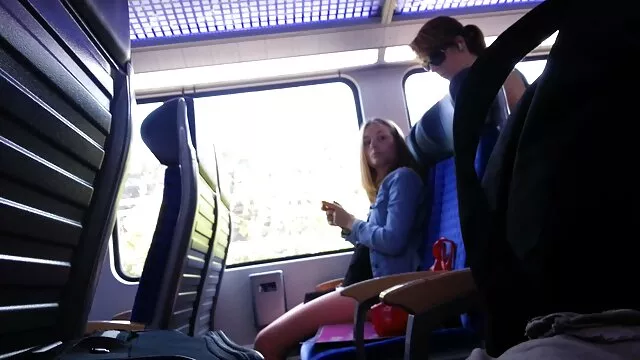 母と娘、それぞれの毛皮 無料 女性 用 エロ 動画