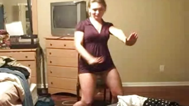 彼の友人との夫は、自然の中で彼の妻にだまされました 女性 用 エッチ 動画