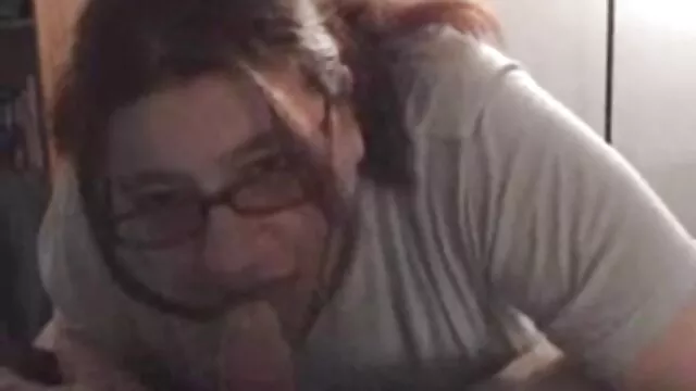 カップルはベッドでセックスが大好き 無料 無 修正 女性 向け