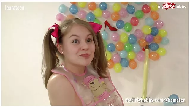 美少女はペニスとオナニーを考えています 女性 用 官能 動画