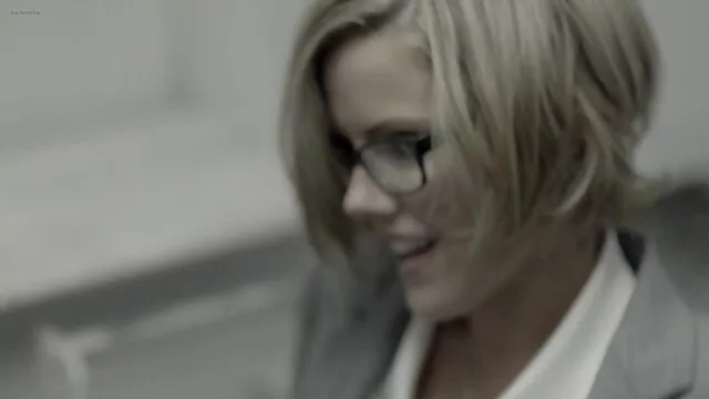 偽の顔を計算する 無料 動画 女子 用