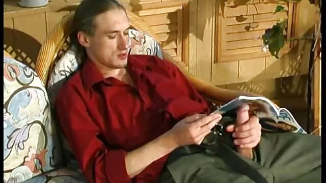 お金のために、私は夫の友人と寝ます。 av 無料 女性 向け