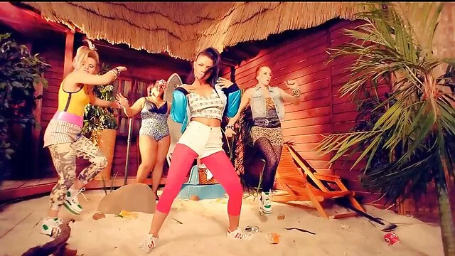 彼氏作りのために彼の彼女とお母さん裸 女性 用 セックス 動画